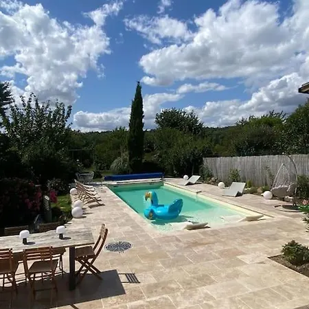 Dans Son Ecrin De Verdure, Piscine Privee, Totalement Privee *