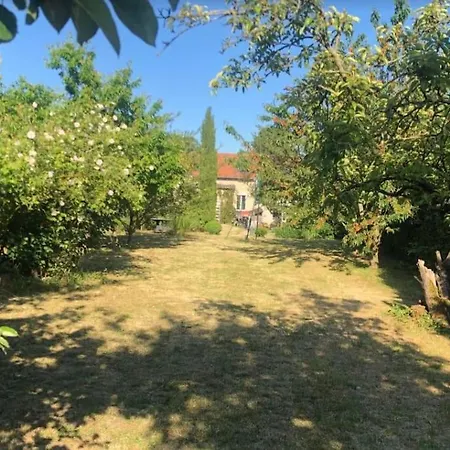 Dans Son Ecrin De Verdure, Piscine Privee, Totalement Privee